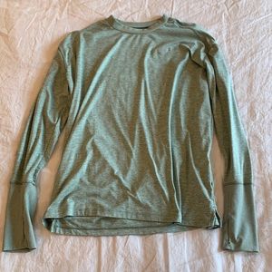 Long sleeve running shirt